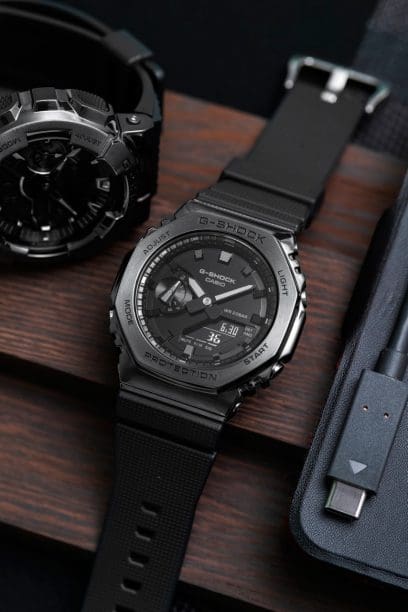 G-SHOCK - GM2100BB-1A